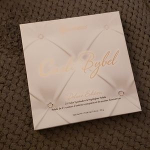 Carli Bybel palette